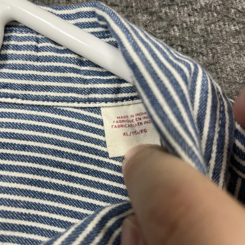 Levis levis shirt